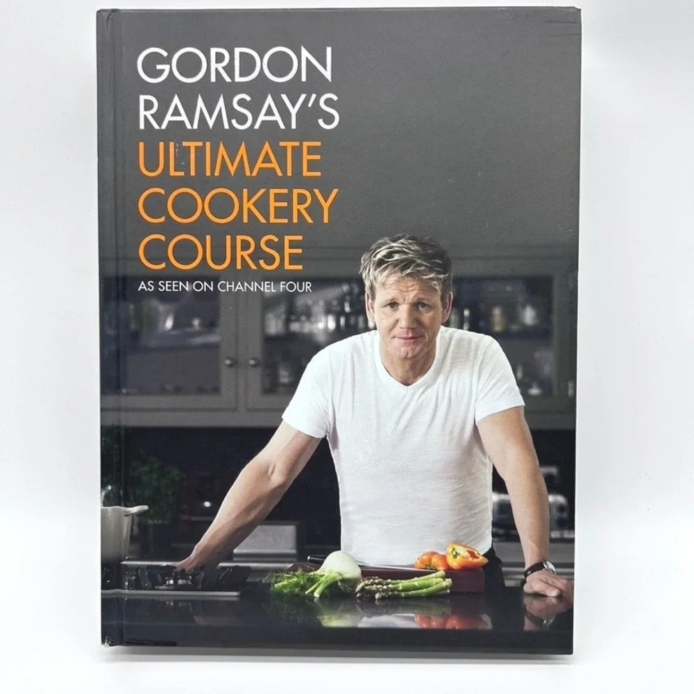 Gordon Ramsay Ultimate Cookery Course‎ Hardcover Cookbook 120+ Recipes